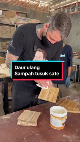 Daur ulang Sampah tusuk sate jadi barang berguna oleh @boolet.id  #tusuksate #tusuksatebekas #indonesia #sampah 