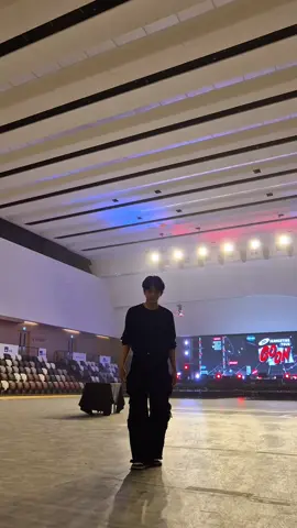 🐶☑ 스타의 거리에서 챌린지 찍어오기 Success or Fail 베러들의 선택은...? #베리베리 #VERIVERY #VRVR #강민 #KANGMIN 