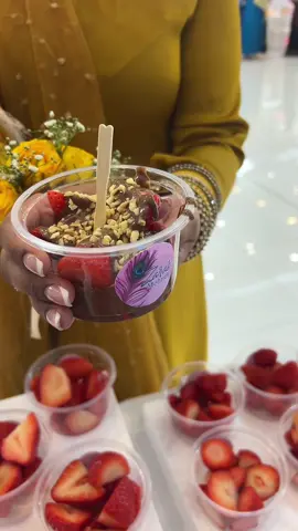 Zaras Mehndi  #food #shaadi #mehndi #dholki #birmingham #wedding #viral #xyzbca #fyp #foryoupage #foryou #bride #desserts #catering #berries #mayyyberry #chocolate #chocolatecoveredstrawberries #mehndihairachnewali 