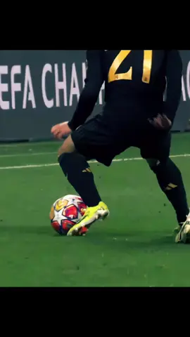 SLOW MOTION PERFORMED BY BRAHIM DIAZ VS LEIPZIG #realmadrid #brahimdiaz #fyp #foryou #foryoupage #viralvideo #viral @football⚽️ @Billionaire Motivation @football⚽️ @Champions League
