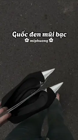 Tr ơi đôi này lên chân slay lắm nha #giaydep #giaycaogot #reviewgiay #outfitideas #xuhuong #OOTD #sandal #giaydepquangchau #phoido #outfitideasforyou #reviewgiaydep #giaythethao 