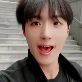 life as a freshman🤓📚🎓 #atbo #jeongseunghwan #seunghwan #에이티비오 #정승환 #승환 #fyp #kpop #xybca #kpopfyp #추천 