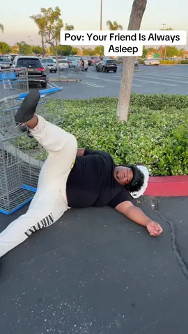 Pov: your friend takes is always asleep @Loljayson @yoorishh 