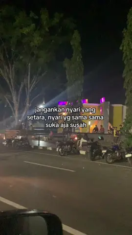 kira kira nyarinya dimana ya #fyp #lelah #xyzbca #foryou #galaubrutal #fypage #quotes #fyppppppppppppppppppppppp #fypシ 