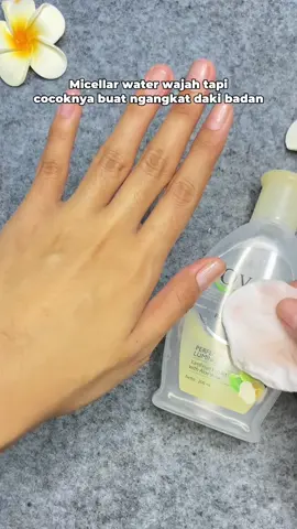 Di aku ovale ini cocoknya buat toner badan karena kekuatan ngangkat kotorannya maksimal banget •Mengangkat daki  •Membantu mempercepat kinerja perawatan kulit •Mencerahkan kulit (Ekstrak bengkuang) •2 in 1 cleanser bisa buat wajah dan badan #micellarwater #tonerbadan #rekomendasibodycare #rekomendasiskincare 