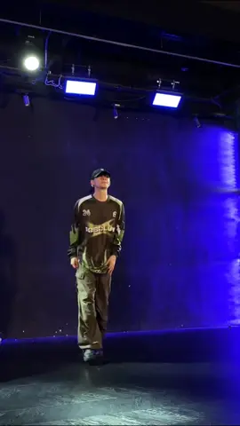 City of dreams🌃 |dc: shezhanglay #layzerychoreography #dancer  #douyindance #choreography #dance #trending #fyp 