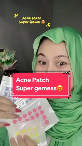 Ga inscure lagi kalau keluar rumah , soalnya udh ada acne patch buat nutupin jerawat nya aku yg sering bikin aku kurang pd 🥰 #acnepatch #AcnePatchJerawat 