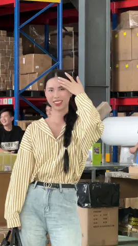 Đột nhập kho hàng siêu to khổng lồ, chuẩn bị dọn kho ạ #mynhan #daily #livestream #megalive #khohanggiasi 