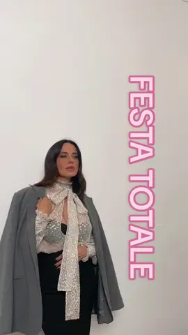 Nelle bozze da un po’ ma per me anxhe iconic  #paolaechiara #newmusic #songofthesummer #davedere 