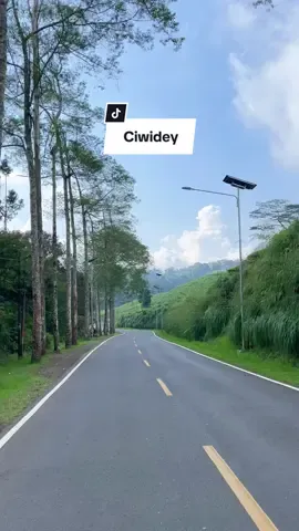 Motoran ke ciwidey make sound ini enakeun #fyp #beranda #ciwidey #bandung 