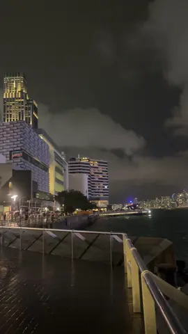 night view at victoria harbour hongkong🥹 #travel #hongkong #victoriaharbour #victoriaharbourhongkong #fyp 