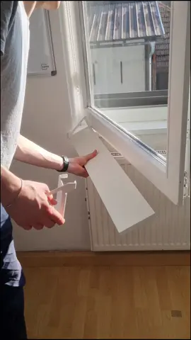 Stehen deine Pflanzen auch immer im Weg 😅? Jetzt nicht mehr - wir haben das „frischluft Fensterbrett“ entwickelt 🍀🤩! #pflanzen #fenster #deko #luft #sommer 