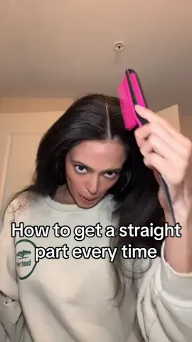 #stitch with @Ashley LaMarca my fav lil hair hack for a straight part #hairhacks #hairtip #hair #hairtok 