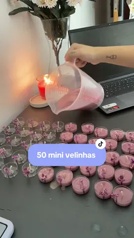 50 mini velinhas de lavanda, todas na cor lilás e beeeem brilhosas 💜💫 #velasaromaticas #velaspersonalizadas #lembrancinha #lembrancinhaspersonalizadas #comofazervelas 