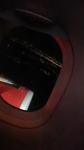 Saliendo de mi lindo 🇪🇨 a las 4:00 AM #aeropuertointernacionalMariscalSucreQuito 