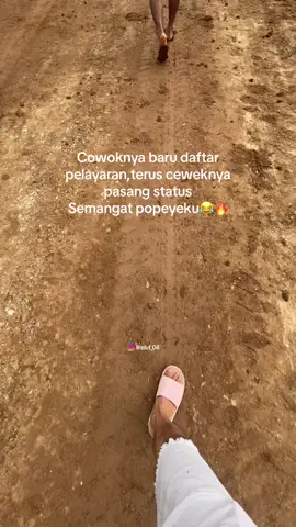 Baru 1 trip di hajar ombak langsung minta off🤣#fpyシ #pelautbulukumba⚓️🛳 #tiktokpelautindonesia #storiywhatsapp #storypelaut⚓ #storiig #katakata 