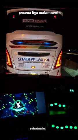 Sinar Jaya 32 RE  #sinarjaya #sinarjayagroup #sinarjayamania #storybusaesthetic #storybus #ayonaikbus #toltransjawa #bus #laksana #laksanakaroseri #laksanabus #fyp 