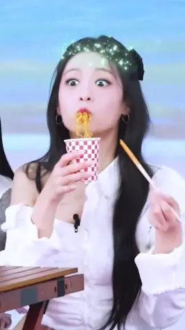 Ahyeon eats mie goreng 🍜 #AHYEON #아현 #BABYMONSTER #베이비몬스터 