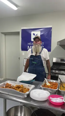Nothing like cooking with friends @Angel Desselle @Cooking with KP @CajunCookin_with_hoss @💜Miss Cajun_Cookin🦐 #cookingwithfriends #louisiana #fyp #myfavoritecornbread 