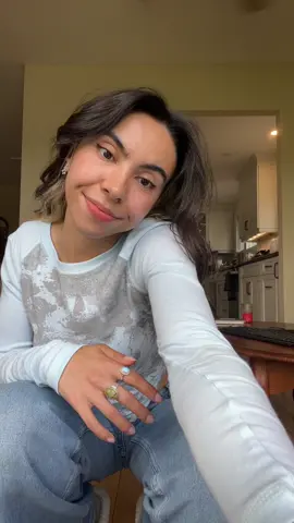 yesterdays barista fit 💕 #barista #urbanoutfitters #coffee #smile #peace 