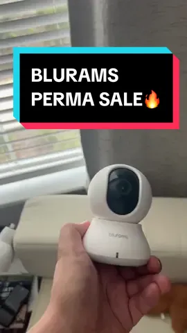 You can keep an eye on your kids, pups, cats, whatever! Its an amazing option for home security and peace of mind.😌  #electronics #techfinds #dealsfordays #homefinds #safety 