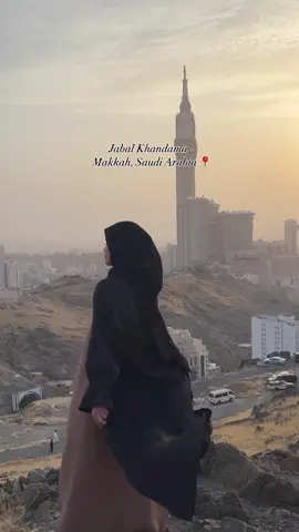 forever favorite view 😍✨ #jabalkhandamah #saudiarabia #makkah #fyp #foryou #fypシ゚viral #travel #explore #exploresaudi #foryoupage #tiktok #trend 