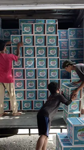 #gudang #distribusi #makanan #minuman #leminerale 
