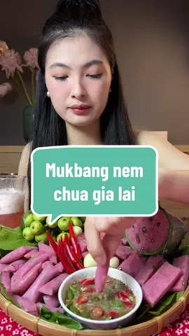Ăn nem chua Gia lai cùng tui nha 🤤#angithuongoi #mukbang #ancungtiktok #xuhuongtiktok #longervideos #nemchuagialai 
