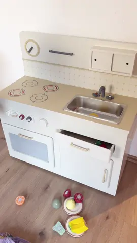 Zara home play kitchen build up ⚙️ #zarahome #zarahomekids #zarahomekitchen #zarahomeplaykitchen #woodentoys #woodenkitchen #woodenkitchentoy 