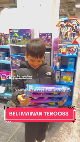 MasyaAllah si Besmir beli mainan teross 😌❤️  #anakbule #anakbulejawa #Vlog #shopping #fyppppppppppppppppppppppp 