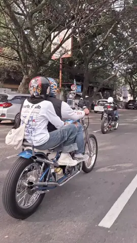 good vibes👀💨 #WeekendVibes #bbqride #motorcycle #chopperindonesia #custombike #chopperlife #chopperlifesyle #customculture #yamahascorpio #fyp 