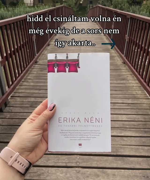 @renyiadam új noválláskötete szintén levett a lábamról. Annyira sok érzelem járt át olvasás közben, egyszer jót mosolyogtam, máskor csak néztem, hogy tessék, most mi történik, volt, hogy a könnyeimet kellett törölgetnem az arcomról.  30 novellát tartalmaz a könyv, van amelyik jobban megfogott és van amelyik kevésbé, viszont azt vettem észre, azok a novellák tetszenek jobban, amikkel együtt tudok érezni, esetleg voltam már hasonló cipőben vagy egyszerűen csak a lelkületemnek éppen komfortosabb. Néha viszont pont azért lepődtem meg és maradt tátva a szám, mert abszolút nem számítottam ilyen helyzetekre és történetekre.  Az írói stílus annyira könnyed, hogy pár óra alatt ledaráltam.  Nagyon szeretem, ahogyan Ádám operál a szavakkal és az érzésekkel.  Egyszer megölelném a szereplőinket, máskor felpofoznám és ezt imádom, annyira emberi! 🤍  Ha még nem olvastatok az írótól, akkor mindenképpen tegyétek meg, mert nem fogjátok megbánni, sőt!  Számomra 5⭐️-os olvasmány volt!  A recenziós példányt hálásan köszönöm a @21. Század Kiadó-nak!✨  #olvasshazait #novel #heartbroken 