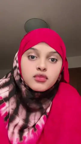 shukansi maka horeyo farax😹😹#riyaamohamed #pageforyou 