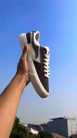 Mobatic Metro One M1 Grey White Unisex 38-46 #mobatic #mobaticindonesia #sneakers #belilokal #sepatukasual 