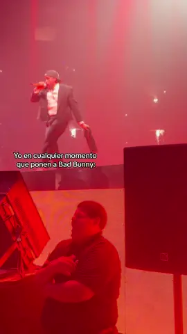 El guardia se las sabia toooodas, que vibras es PR 🇵🇷 #badbunny #nadiesabe #benitomartinez #parati #puertorico @Bad Bunny 