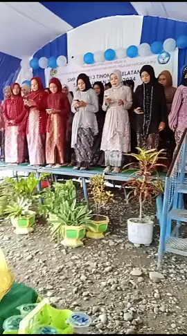 #detik2 rubuhnya panggung saat perpisahan kls9