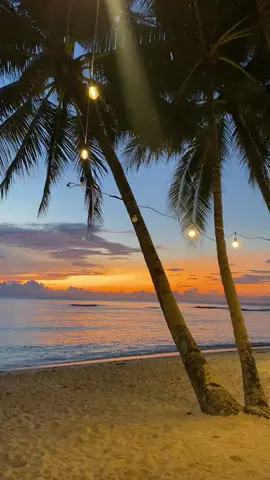 a glimpse of serenity 🧡🌊#paradisefound #wheretogoindavao #lanca #sunrise #davao #morningview #peaceful #myfavoriteplace 
