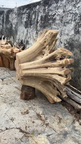 Meja makan dari akar kayu jati. #mejajati #mejamakan 