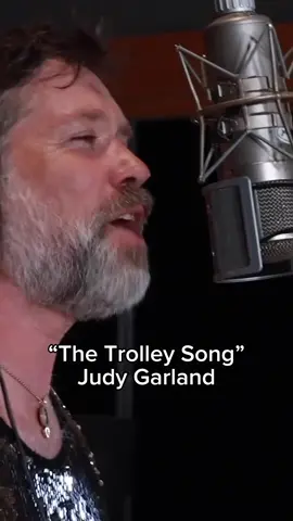 Wishing the late and great Judy Garland a very happy birthday ❤️  “The Trolley Song” recorded at @CapitolStudios #judygarland #rufusdoesjudy  My live album “Rufus does Judy at Capitol Studios” is available on all platforms as well as vinyl and CD. 