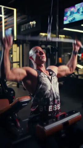 Pull workout تمرين ثاني يوم ليك في الجيم  .@Mahmoud FoOda | محمود فوده  . #gym #Fitness #fyp #foryou #trending #workout #haitham_salama0 #fans #bodybuilding #tiktok 