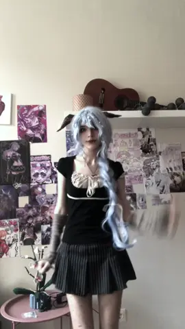 I miss this dance sm!! couldnt put in more energy without the horns falling off :/ #ganyu #ganyucosplay #GenshinImpact #cosplay 