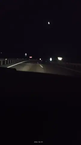 Nilüfer  İnkar etme #nilüfer #inkaretme #gece #geceyebirsözbırak #arabavideoları #yolvideoları #eskişehir #istanbul #ayrılık #hasret #hüzün #benikeşfet #keşfet #keşfet 