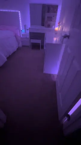 i love my room #room #aesthetic #roomreveal #fypツ #viral #tiktok 