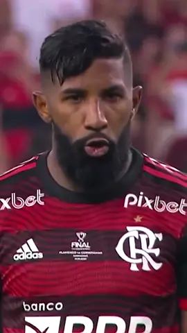 É dia de Rodilindo AO VIVO diretamente do estúdio do Boleiragem. O cara que cativa com sua irreverência e qualidade dentro de campo. 🏆🤩 Não perca o Boleiragem com a participação de Rodinei, atual campeão europeu pelo Olympiakos. É nesta segunda-feira (10), a partir das 23h30. ⚽️👏📺 #BoleiragemNoSportv #Boleiragem #Rodinei #Flamengo #Olympiakos