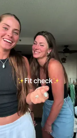 With a little irrelevant convo between sisters #sister #sisters #fitcheck #travel #hawaii #honolulu #convo #shittalk #period #girls #hardrock #fyp @Steph Davey @holdavey @Seed @ZARA @COTTON:ON_AUSTRALIA @CottonOn @kookai 