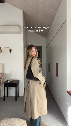 Fave type of weather🤌🏼🤍 #trenchcoatoutfit #uggbootseason #falloutfits #fyp 
