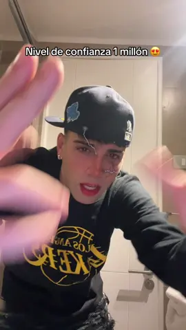 Jajajajaj “amor pasame la toalla” 😍