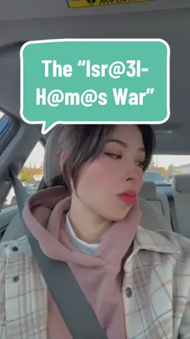 The girl who crossed the stage in a keffiyeh, we’re proud of you❤️ #speakup #disappointment #dobetter #university #graduation 