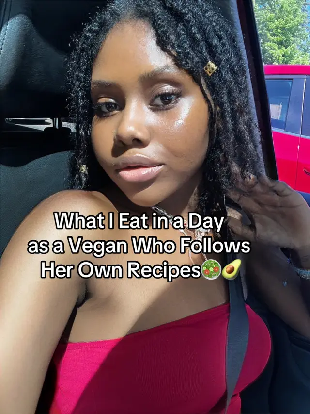 Yall my body really transformed while eating raw! I healed my gut, balanced my hormones, cleared my skin and elevated my life X10 #rawvegan #rawveganrecipes #whatieatinaday #Foodie #plantbasedrecipes #plantbasedtiktok #veganrecipes #drsebi #yahkiawakened #9etherbeings 