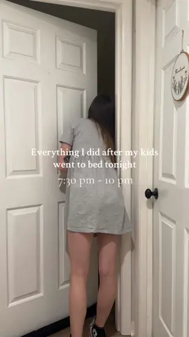 My tomorrow self is already thanking me for the effort I put in tonight ♡ #minivlog #minivlogs #sahmvlog #sahmlife #sahmsoftiktok #sahmtok #nightroutine #nightimeroutine #cleanwithme #relateable #motivation #Vlog 